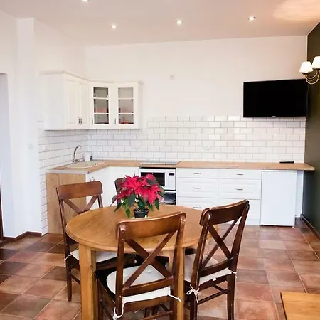 Lipowy Dwor Щецинек